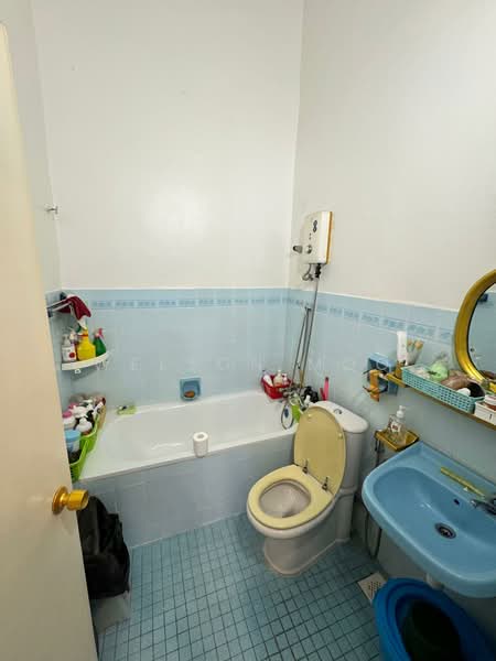 Rumah Teres 2-Tingkat untuk Dijual di Taman Danau Kota (Setapak) - Welson Moo - Bathroom - PropertyGuru.com.my
