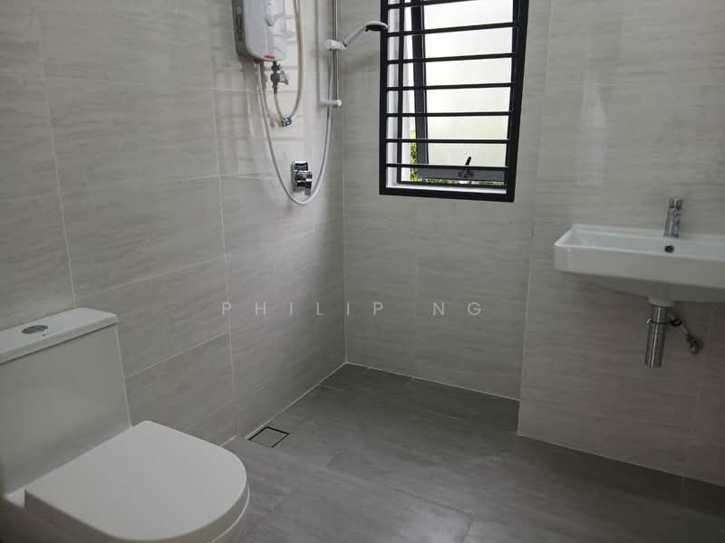 Bungalow House untuk Disewa di Semenyih (Selangor) - Philip Ng - Bathroom - PropertyGuru.com.my