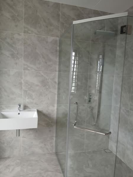 Bungalow House untuk Disewa di Semenyih (Selangor) - Philip Ng - Bathroom - PropertyGuru.com.my