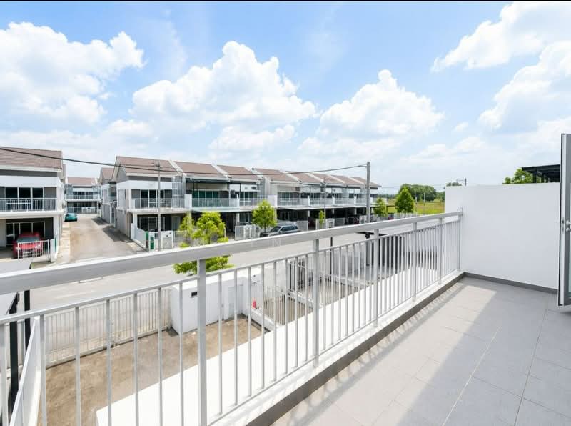 2-storey Terraced House for Sale in Sungai Buloh (Selangor) - Muin Mn - Exterior - PropertyGuru.com.my