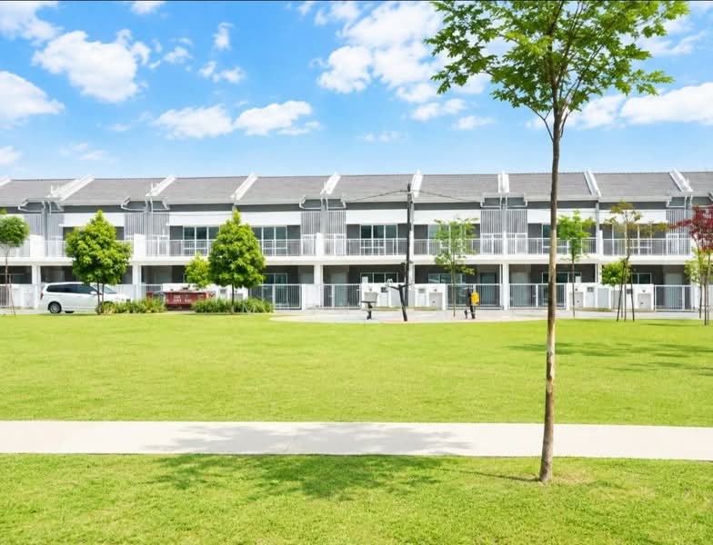 2-storey Terraced House for Sale in Sungai Buloh (Selangor) - Muin Mn - Exterior - PropertyGuru.com.my
