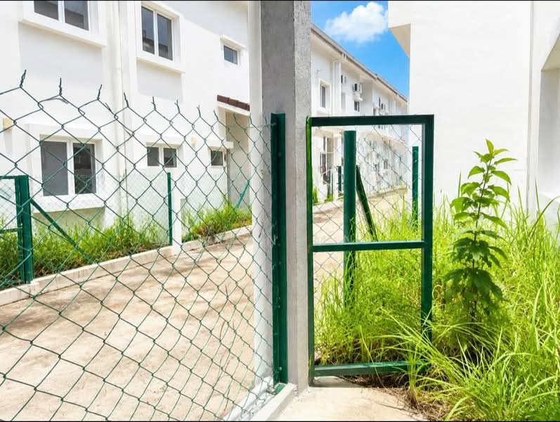 2-storey Terraced House for Sale in Sungai Buloh (Selangor) - Muin Mn - Exterior - PropertyGuru.com.my