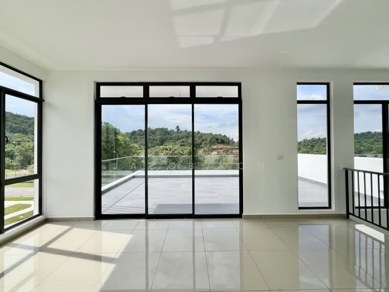 Cluster House for Sale in Horizon Hills (Iskandar Puteri (Nusajaya)) - Jacob Koh - Balcony - PropertyGuru.com.my