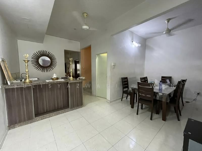 Rumah Teres 2-Tingkat untuk Disewa di Bandar Nusaputra (Puchong) - Julisyazwani @ Wani - Dining Room - PropertyGuru.com.my