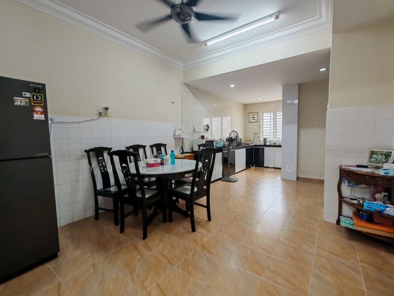2-storey Terraced House for Sale in Taman Cheng Perdana (Cheng) - Yu Chuan Yau - Kitchen - PropertyGuru.com.my