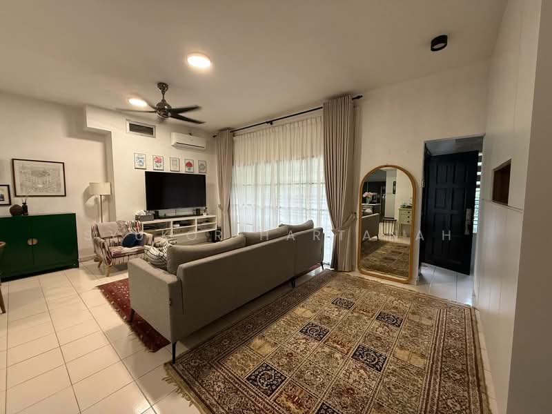 Rumah Teres 2-Tingkat untuk Dijual di Shah Alam (Selangor) - Syukor Hartanah - Living Room - PropertyGuru.com.my