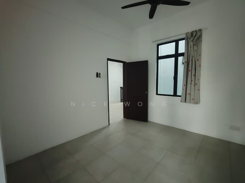 Rumah Teres 3-Tingkat untuk Dijual di Taman Limbongan Indah (Klebang) - Nick Wong - PropertyGuru.com.my