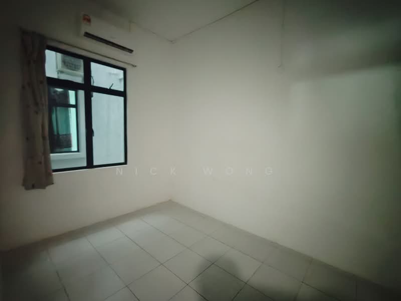 Rumah Teres 3-Tingkat untuk Dijual di Taman Limbongan Indah (Klebang) - Nick Wong - PropertyGuru.com.my