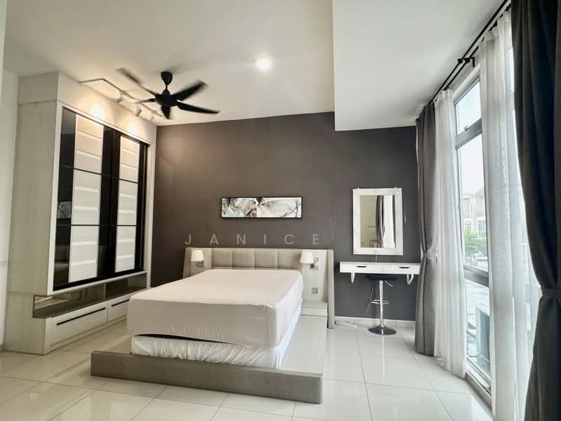 2-storey Terraced House for Sale in Taman Mount Austin (Tebrau) - Janice . - Bedroom - PropertyGuru.com.my