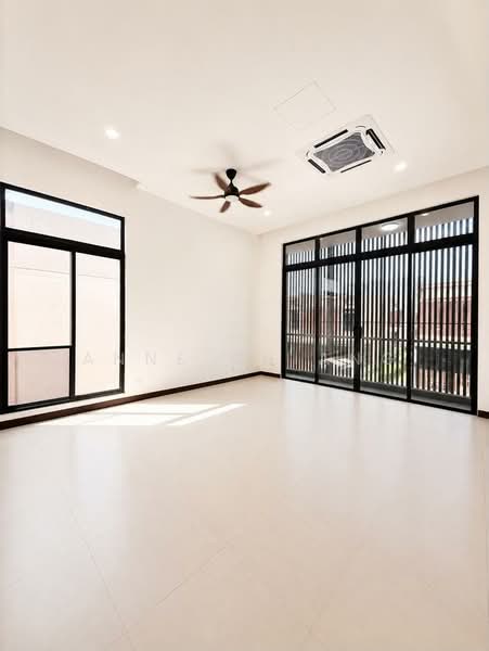 2-storey Terraced House for Rent in Puteri Harbour (Iskandar Puteri (Nusajaya)) - Anne Chiang - Living Room - PropertyGuru.com.my