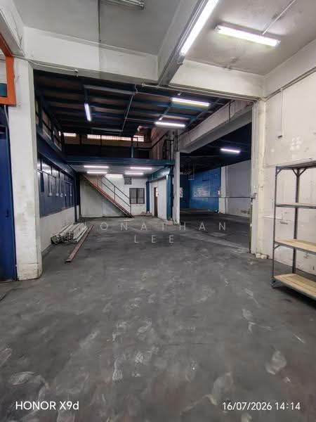 Warehouse for Rent in Taman Perindustrian Puchong (Puchong) - Jonathan Lee - Interior - PropertyGuru.com.my