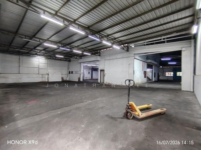 Warehouse for Rent in Taman Perindustrian Puchong (Puchong) - Jonathan Lee - Interior - PropertyGuru.com.my