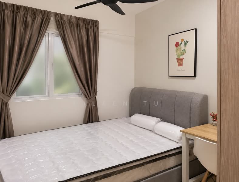 Kediaman Servis untuk Dijual di RYAN & MIHO - Eileen Tu - Bedroom - PropertyGuru.com.my