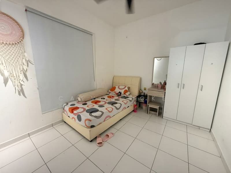 Kediaman Servis untuk Disewa di Axis Crown - Calvin Loke - Bedroom - PropertyGuru.com.my