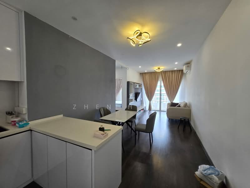 Pangsapuri untuk Disewa di Residensi Pauh Permai - Zhen Hong - Living Room - PropertyGuru.com.my