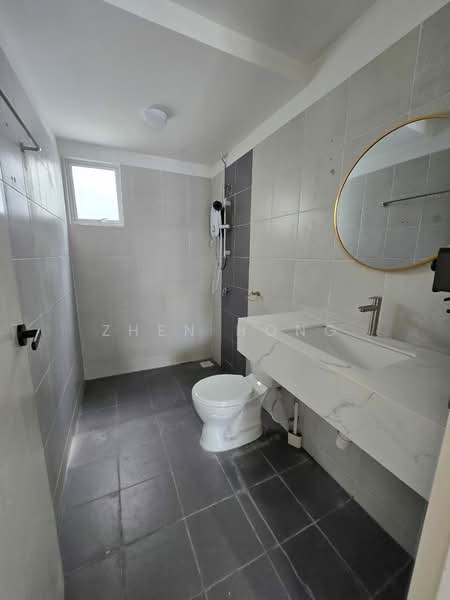 Pangsapuri untuk Disewa di Residensi Pauh Permai - Zhen Hong - Bathroom - PropertyGuru.com.my
