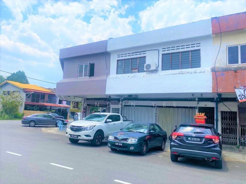 Shop for Rent in Taman Serdang Utama (Seri Kembangan) - Brandon Yee - Exterior - PropertyGuru.com.my