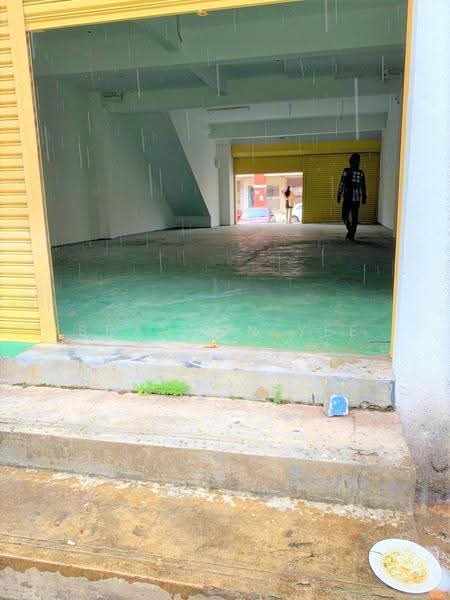 Shop for Rent in Taman Serdang Utama (Seri Kembangan) - Brandon Yee - Exterior - PropertyGuru.com.my
