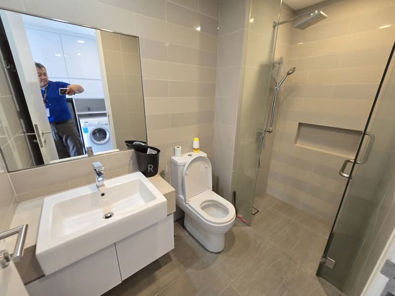 Service Residence for Sale at Ramada (One @ Bukit Ceylon) - Rina . - Bathroom - PropertyGuru.com.my