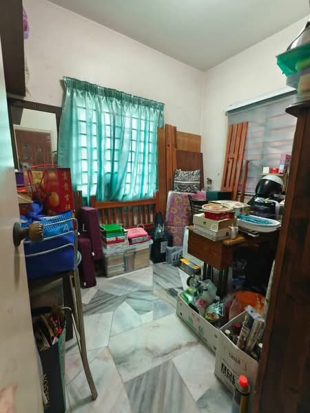 Rumah Teres 2-Tingkat untuk Dijual di Ayer Itam (Penang) - Alston Loh - Bedroom - PropertyGuru.com.my