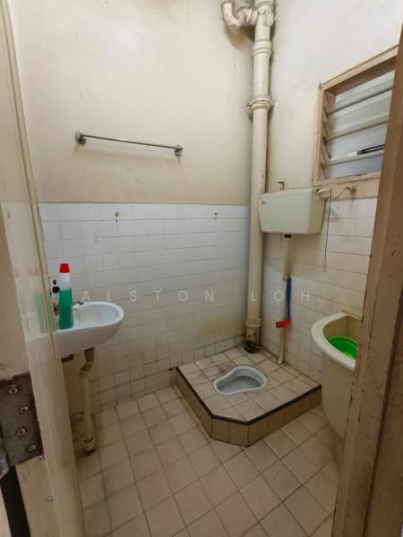 Rumah Teres 2-Tingkat untuk Dijual di Ayer Itam (Penang) - Alston Loh - Bathroom - PropertyGuru.com.my