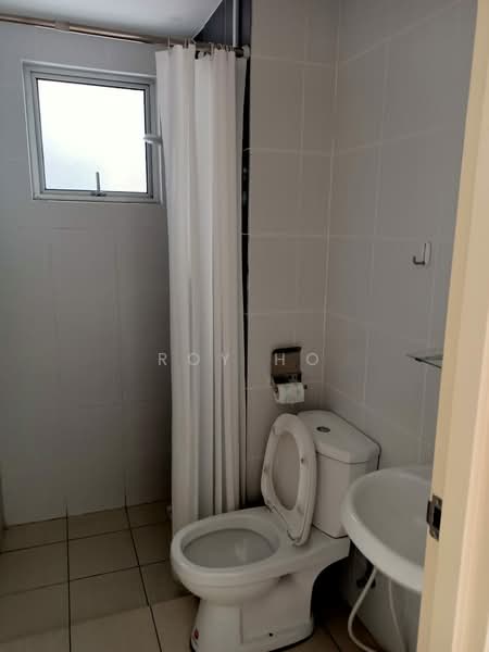 Condominium for Sale at Residensi Puchongmas - Roy Ho - Bathroom - PropertyGuru.com.my