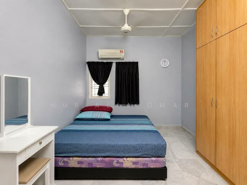 Rumah Teres 1-Tingkat untuk Dijual di Shah Alam (Selangor) - Nur Alia Omar - Bedroom - PropertyGuru.com.my