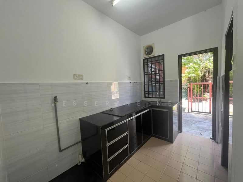2-storey Terraced House for Sale in Bukit Indah (Iskandar Puteri (Nusajaya)) - Jesserine Neo - Kitchen - PropertyGuru.com.my