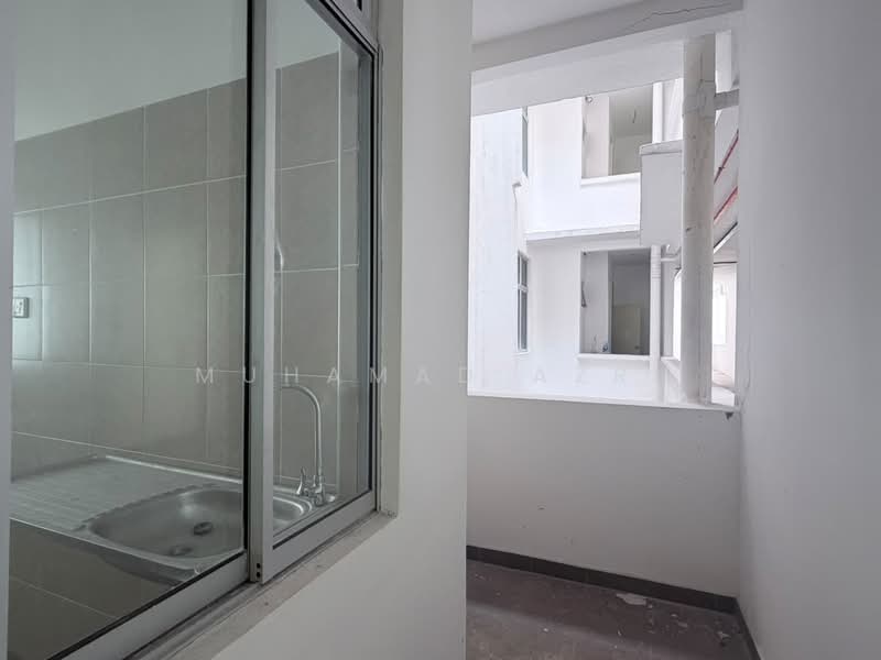Residential Land for Sale in Taman Molek (Johor Bahru) - MUHAMAD AZRI - Interior - PropertyGuru.com.my