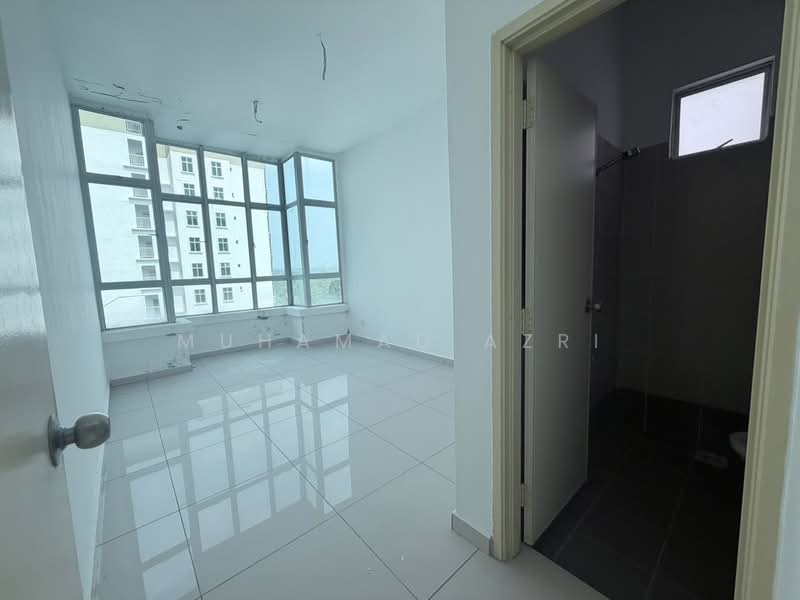 Residential Land for Sale in Taman Molek (Johor Bahru) - MUHAMAD AZRI - Interior - PropertyGuru.com.my