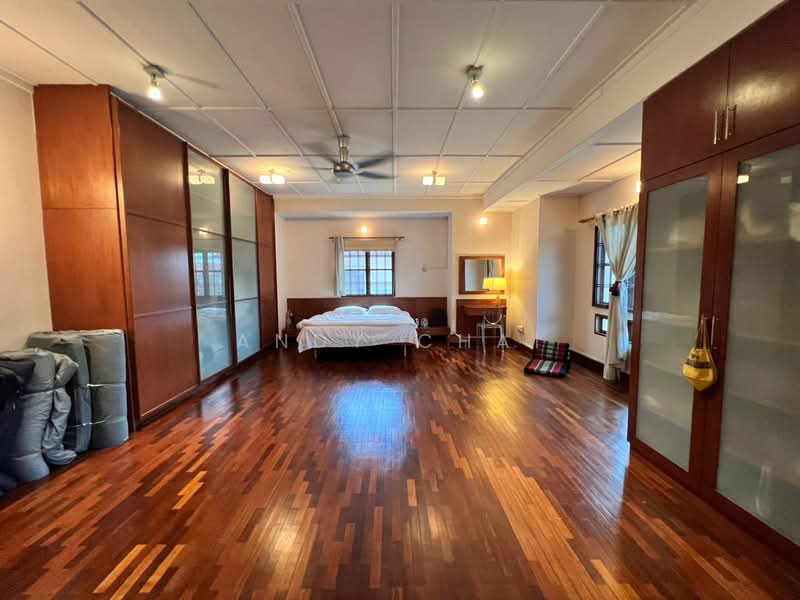 Bungalow House untuk Dijual di Ara Damansara (Selangor) - Andy Chai - Bedroom - PropertyGuru.com.my