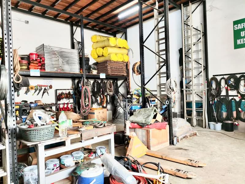 Warehouse for Rent in Pasir Gudang (Johor) - Sarah Yusof - Interior - PropertyGuru.com.my