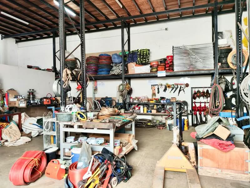 Warehouse for Rent in Pasir Gudang (Johor) - Sarah Yusof - Interior - PropertyGuru.com.my