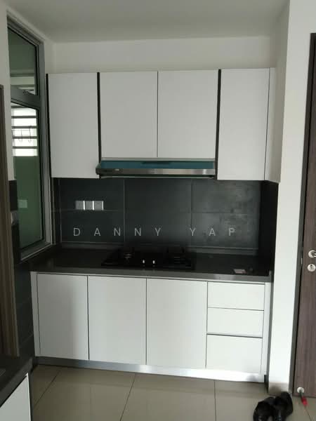 Service Residence for Sale at SKS Habitat - Danny Yap - Kitchen - PropertyGuru.com.my