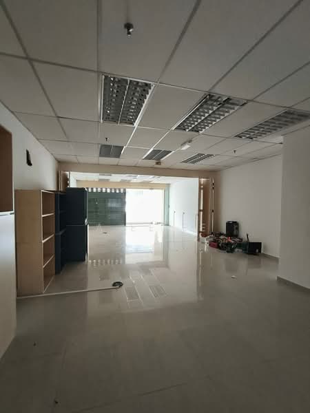 Shop / Office untuk Disewa di Bukit Combe (Jelutong) - A Ee Ee - Interior - PropertyGuru.com.my