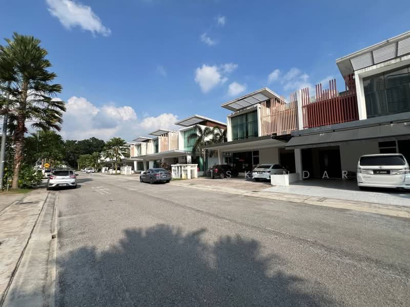 Semi-Detached House for Sale in Cyberjaya (Selangor) - Shaziery Iskandar - Exterior - PropertyGuru.com.my