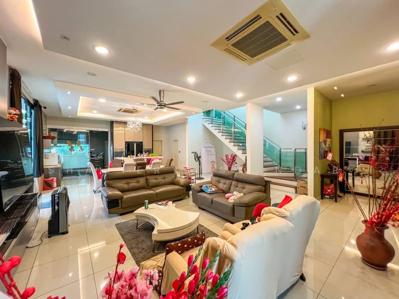Semi-Detached House for Sale in Cyberjaya (Selangor) - Shaziery Iskandar - Living Room - PropertyGuru.com.my