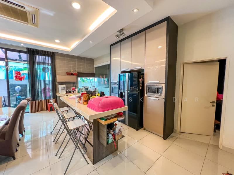 Semi-Detached House for Sale in Cyberjaya (Selangor) - Shaziery Iskandar - Kitchen - PropertyGuru.com.my