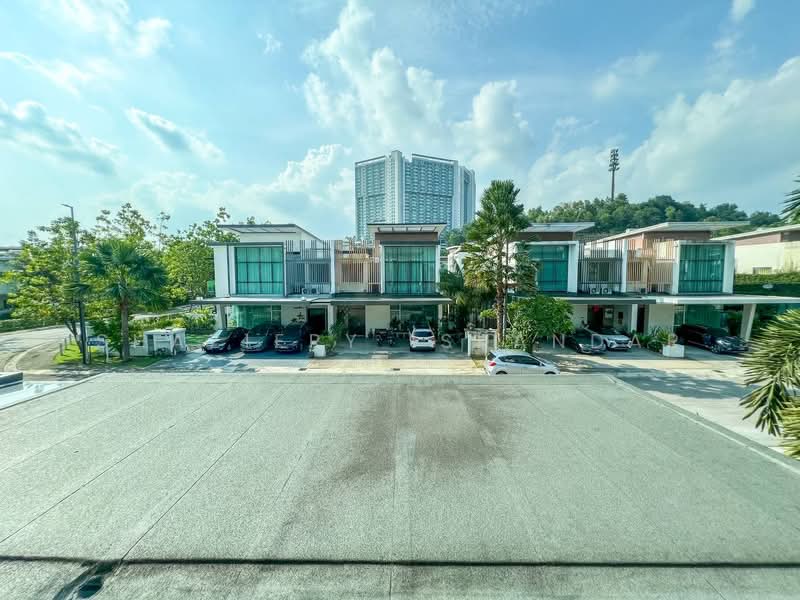 Semi-Detached House for Sale in Cyberjaya (Selangor) - Shaziery Iskandar - Exterior - PropertyGuru.com.my