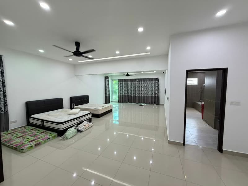 Semi-Detached House for Sale in Rawang (Selangor) - Roman Yap - Bedroom - PropertyGuru.com.my