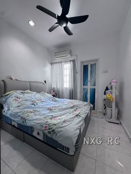 Rumah Teres untuk Dijual di Bandar Botanic (Klang) - Raymond Cheng - Bedroom - PropertyGuru.com.my
