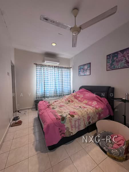 Rumah Teres untuk Dijual di Bandar Botanic (Klang) - Raymond Cheng - Bedroom - PropertyGuru.com.my