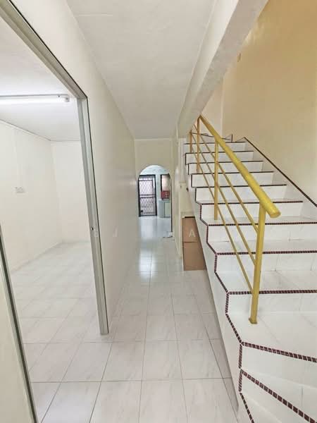 Rumah Teres 2-Tingkat untuk Dijual di Taman Johor Jaya (Johor Bahru) - SJ CHAN - Corridor - PropertyGuru.com.my