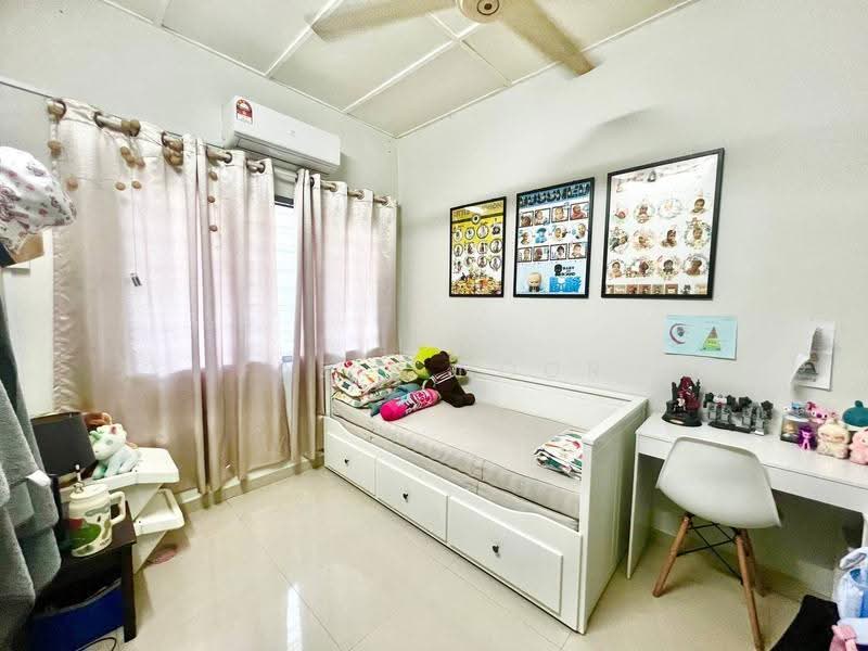 2-storey Terraced House for Sale in Kajang (Selangor) - Fazie Noor - Bedroom - PropertyGuru.com.my
