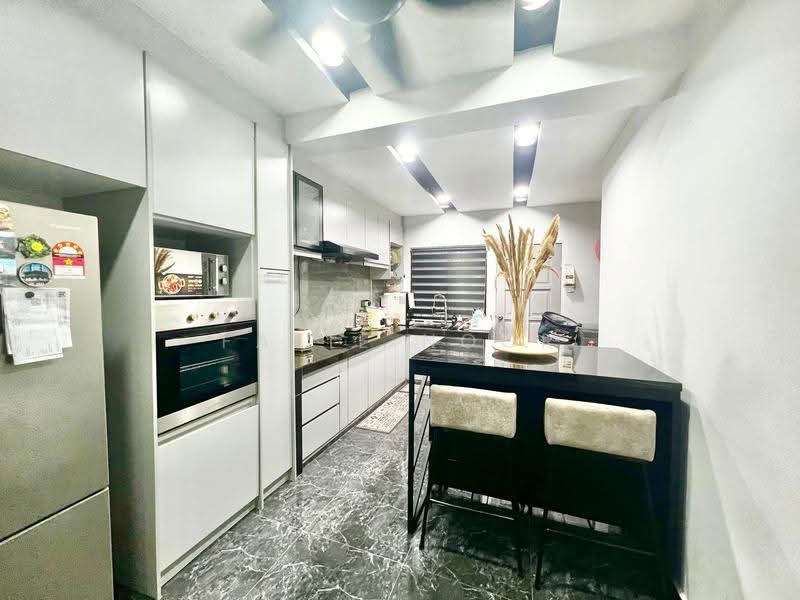 2-storey Terraced House for Sale in Kajang (Selangor) - Fazie Noor - Kitchen - PropertyGuru.com.my