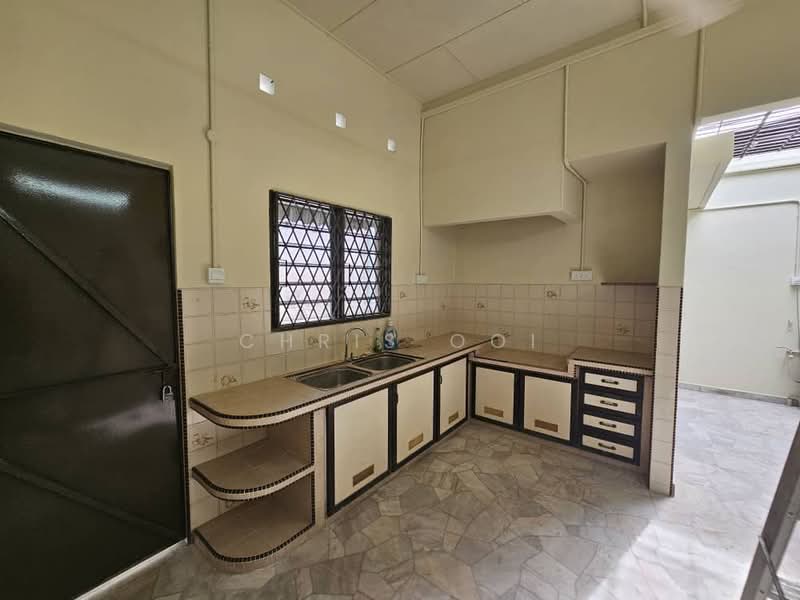 Rumah Teres 1-Tingkat untuk Disewa di Batu Lancang (Jelutong) - Chris Ooi - Kitchen - PropertyGuru.com.my