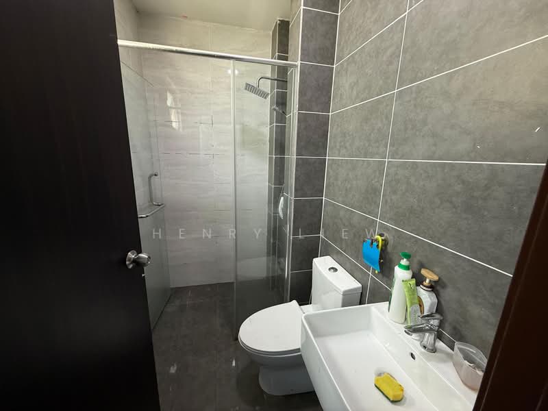 Rumah Teres 2-Tingkat untuk Dijual di Cyberjaya (Selangor) - Henry Liew - Bathroom - PropertyGuru.com.my