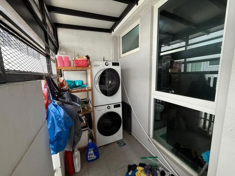 Rumah Teres 2-Tingkat untuk Dijual di Cyberjaya (Selangor) - Henry Liew - Balcony - PropertyGuru.com.my
