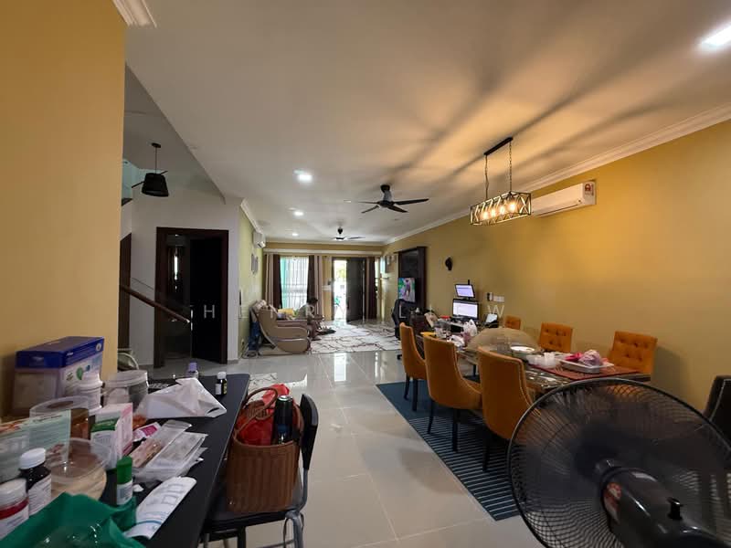 Rumah Teres 2-Tingkat untuk Dijual di Cyberjaya (Selangor) - Henry Liew - Living Room - PropertyGuru.com.my