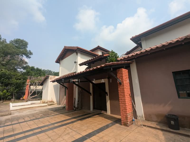 Bungalow House untuk Dijual di Seksyen 7 (Shah Alam) - Fitri Zainal - Exterior - PropertyGuru.com.my